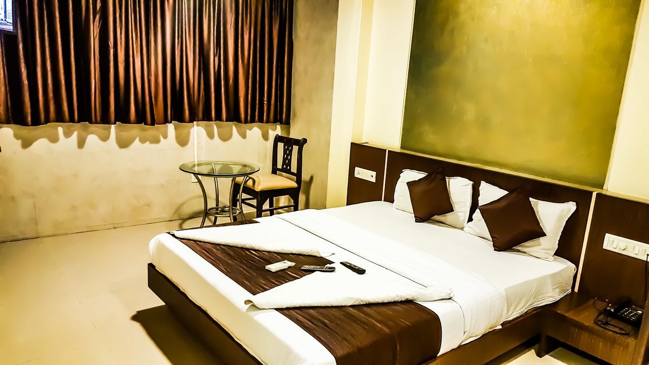 Hotel Panvel Palace Exterior foto
